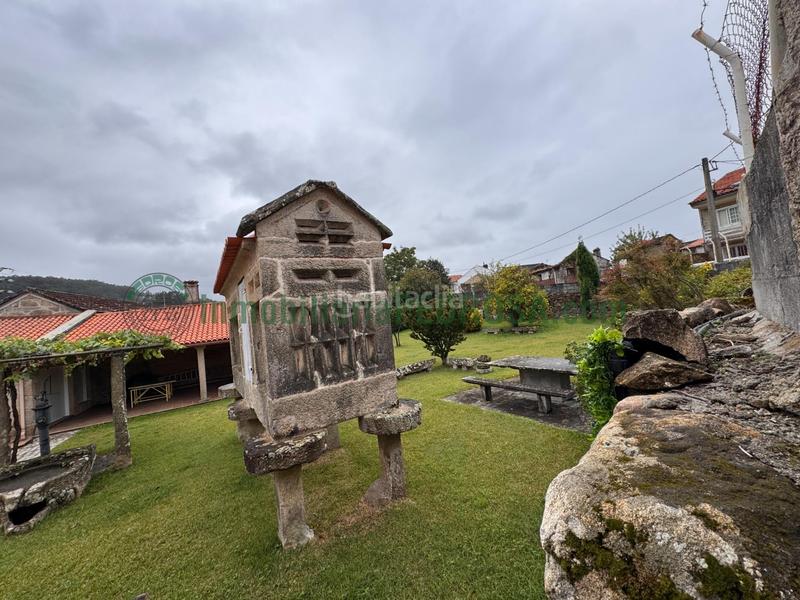 Foto 4268022b-f5d6-4de0-9c7e-527bb26f1d5a. Bauernhof in Marín