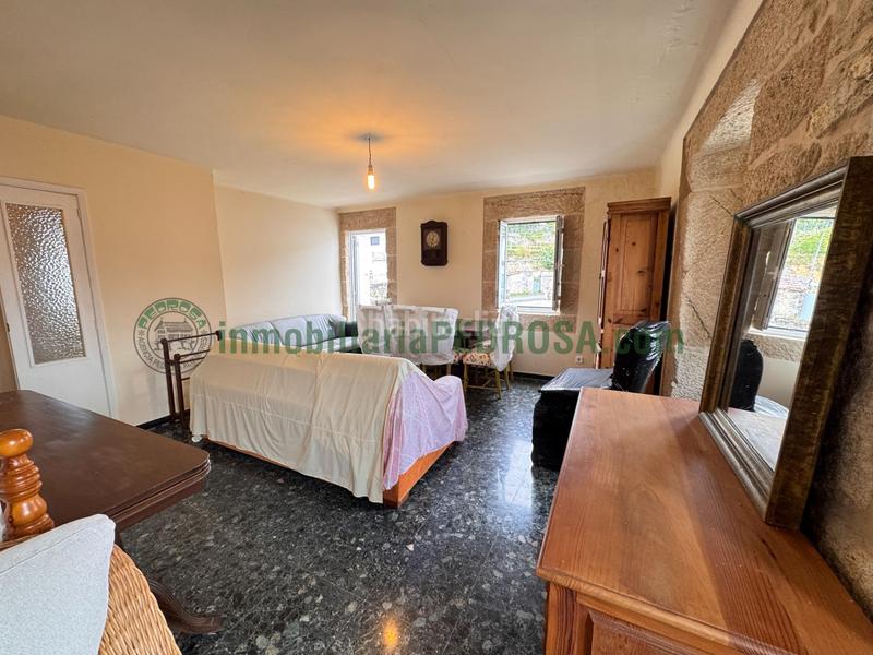 Foto 6e9fbd75-1022-4038-812e-0fc352e27cdf. Bauernhof in Marín