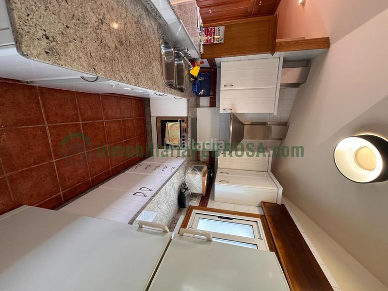 Foto c471d04f-09eb-48ea-9076-ef44b7bcda8c. Bauernhof in Marín