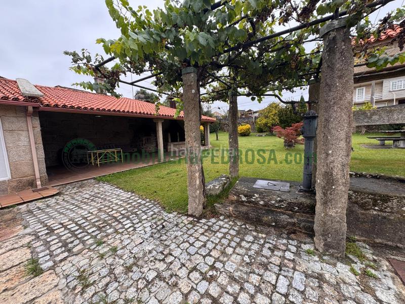 Foto cf244792-bad5-4b17-8b67-ccac360cecd9. Bauernhof in Marín