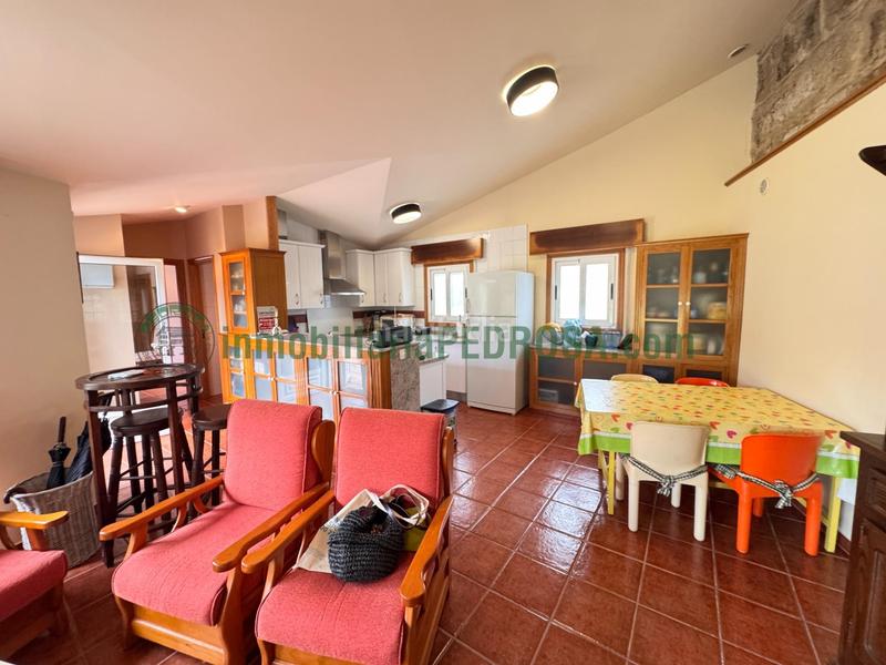 Foto cf6efc6f-6760-482f-a67b-c10ab9940516. Bauernhof in Marín