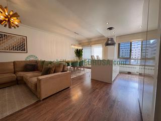 Apartamento en Zona Fernández Labreda. Moderno apartamento en la exclusiva zona maría victoria moreno d