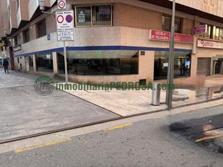 Lloguer Local Comercial  Calle sagasta. Amplio local comercial en el corazón de pontevedra