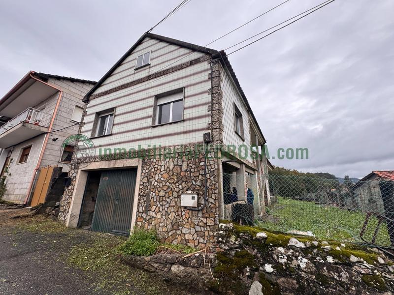 Foto 40c6baad-a010-49d4-bfcd-824793ca535b. Haus in Poio