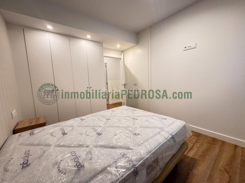 Foto 44250523-f568-46dd-b746-4d5558519948. Rent flat with heating in Zona de Plaza de Barcelos Pontevedra