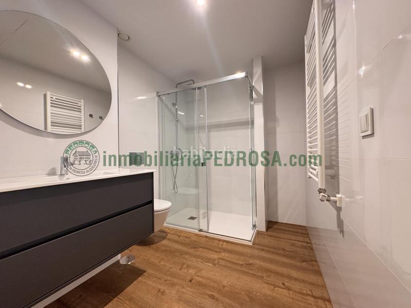 Foto 6604904c-56fb-4940-b14b-be3e4eded53e. Rent flat with heating in Zona de Plaza de Barcelos Pontevedra