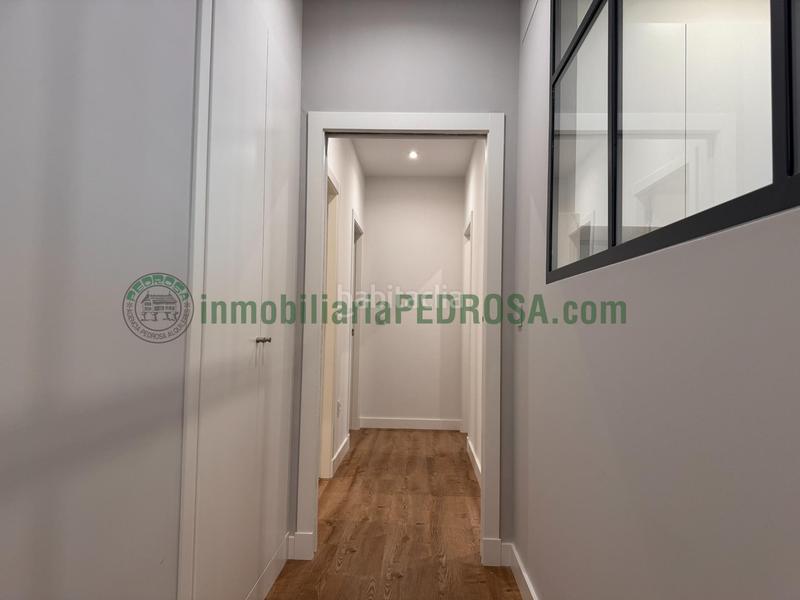 Foto 83bb72ee-4984-4c30-908b-d0332d238032. Rent flat with heating in Zona de Plaza de Barcelos Pontevedra