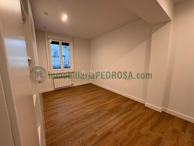 Foto 9b35846e-8fa7-4fe5-9132-33a19b737964. Alquiler apartamento moderno apartamento en alquiler en benito corbal, en Pontevedra