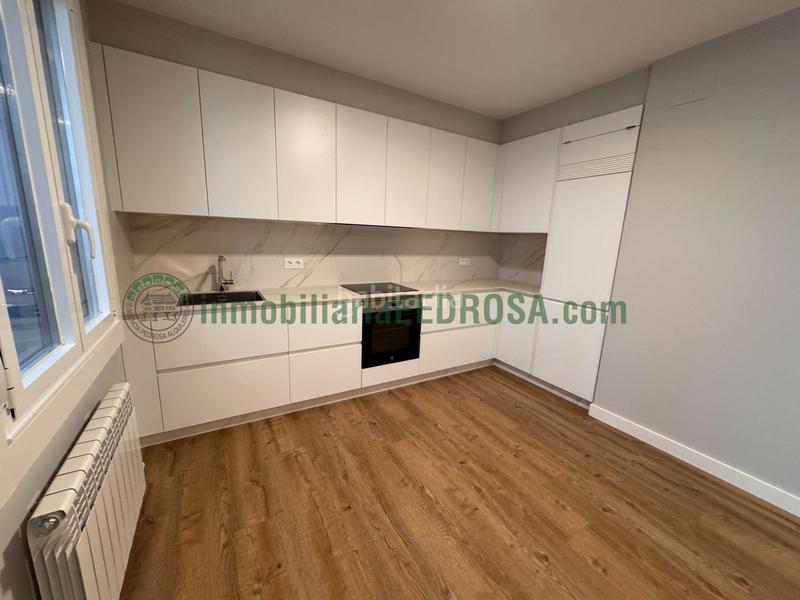 Foto e16e2d56-740e-4c97-901d-bb3faa0e8473. Alquiler apartamento moderno apartamento en alquiler en benito corbal, en Pontevedra