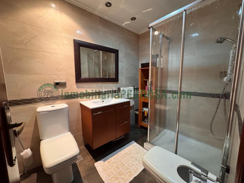 Foto 0e642296-83d1-4840-a430-8483ed02faa5. Appartement avec chauffage parking dans Zona de Plaza de Barcelos Pontevedra