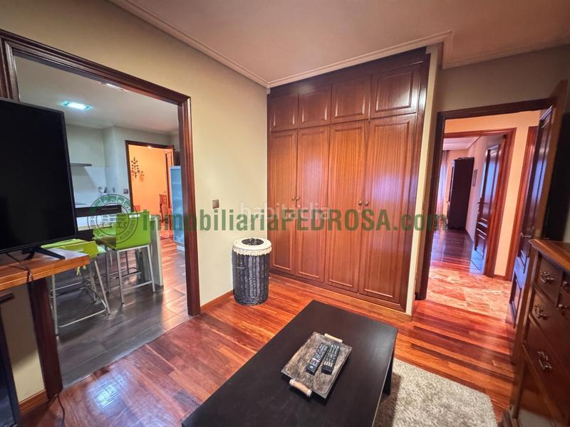 Foto 5f0a4a8d-1345-40f0-a2d1-f87a7385ff50. Appartement avec chauffage parking dans Zona de Plaza de Barcelos Pontevedra