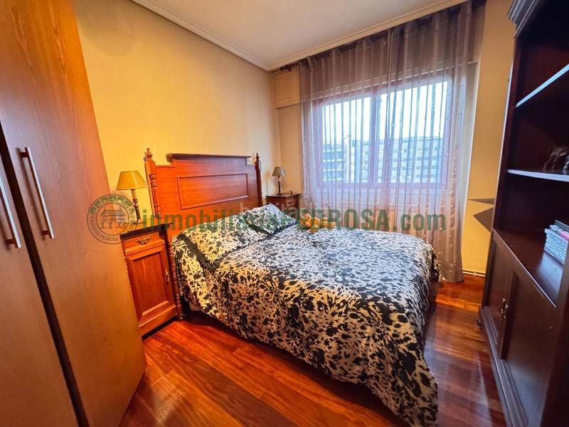 Foto b26523e6-f825-4828-984c-212bd9ff00c3. Appartement avec chauffage parking dans Zona de Plaza de Barcelos Pontevedra