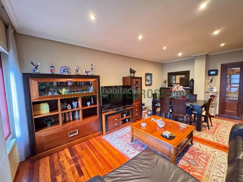 Foto b2e9e12b-a06f-434e-ac03-1f3856a0f074. Appartement avec chauffage parking dans Zona de Plaza de Barcelos Pontevedra