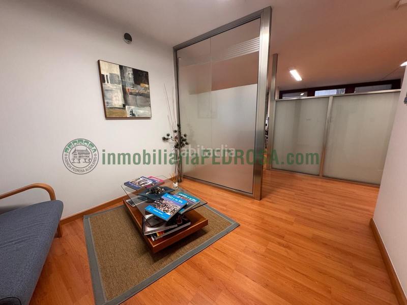 Foto d69c5ca4-1b86-4013-864c-9051c2538a8a. Miete büro mit heizung in Centro - Echegaray Pontevedra