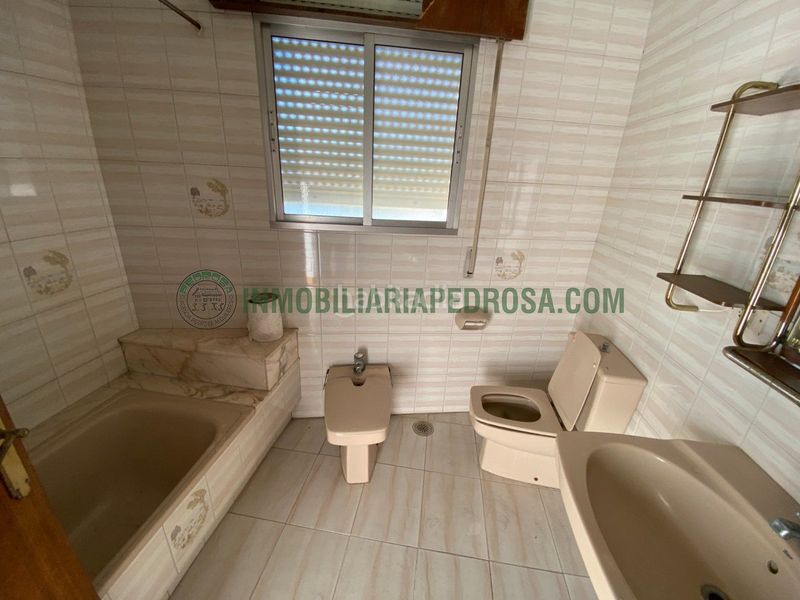 Foto 7ab408e7-e38f-4624-a1bd-12df1f5cbbb0. Casa a Meaño