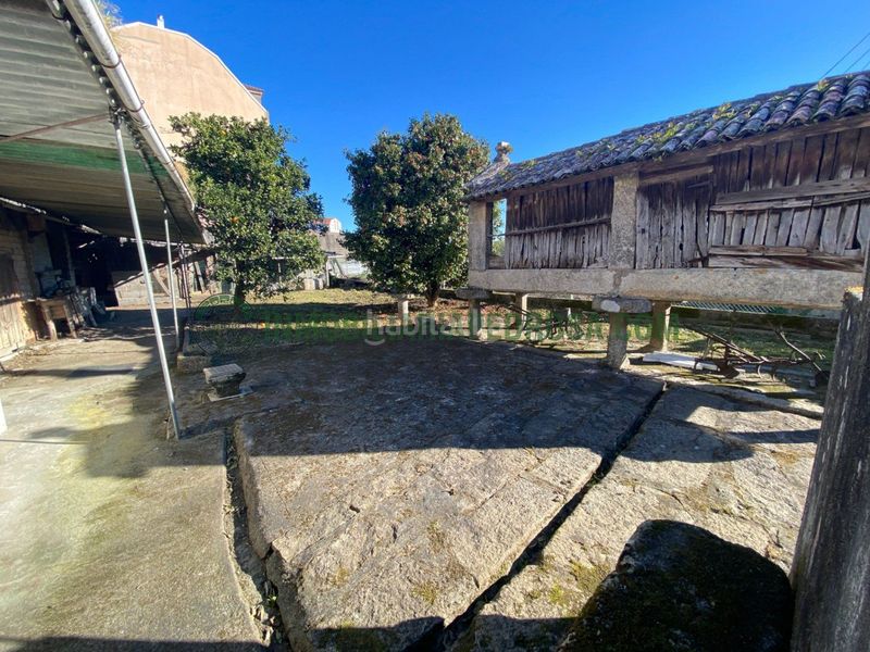 Foto a2ebe0f9-ecd1-47b5-8a4d-676e9f3de8f9. Casa a Meaño