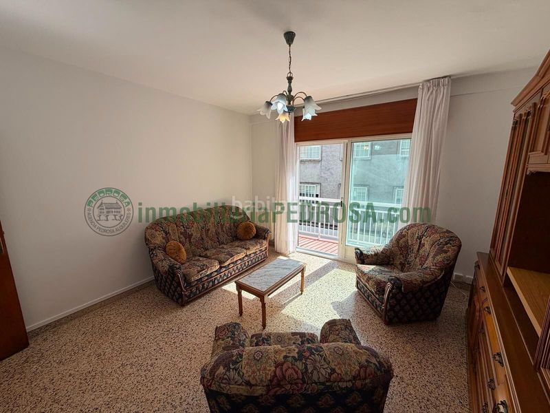 Foto e4d1ab80-61b2-42ba-b578-f53e54cce643. Alquiler piso en La Seca - Los Salgueriños Pontevedra