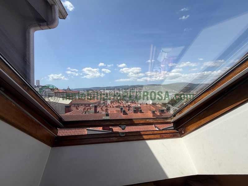 Foto c6a697b6-1e3f-42a5-a11c-2201b80f16f8. Àtic amb calefacció aparcament a La Seca - Los Salgueriños Pontevedra