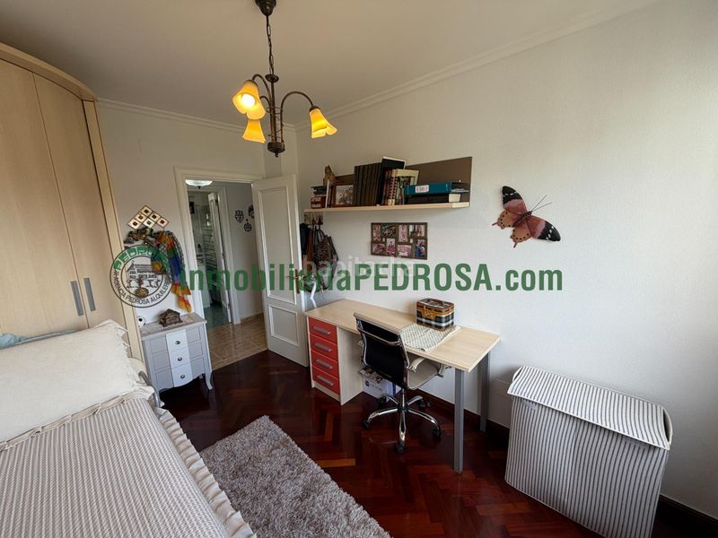 Foto 43664923-8df7-4020-a11d-8b1f32fdaf64. Apartament amb calefacció aparcament a Monte Porreiro Pontevedra
