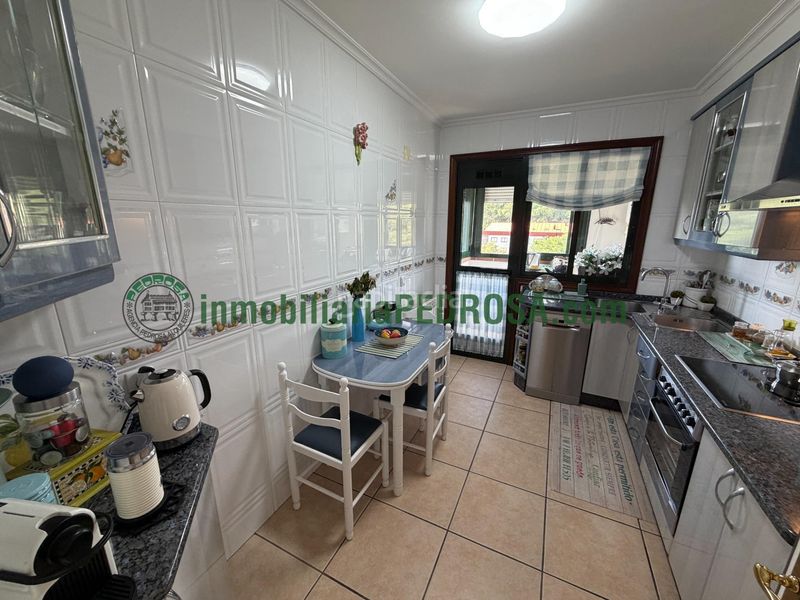 Foto 92bc9359-1892-41f2-8976-17e7ca762707. Apartament amb calefacció aparcament a Monte Porreiro Pontevedra