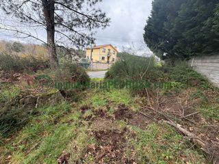 Landgut  Lugar de la iglesia. Oportunidad de inversión en terreno rural en mourente, pontevedr