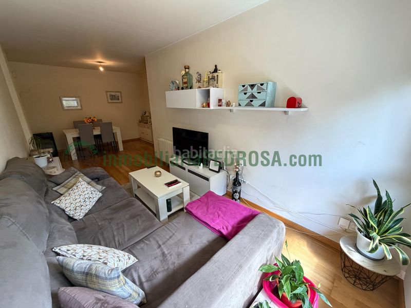 Foto 83a0774c-7ab6-4787-9962-c0a34252b704. Lloguer apartament amb calefacció aparcament a Monte Porreiro Pontevedra