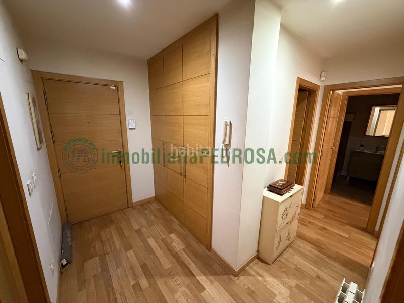 Foto 8d6303f1-b932-4d3c-8640-f1ee36d2bb63. Lloguer apartament amb calefacció aparcament a Monte Porreiro Pontevedra