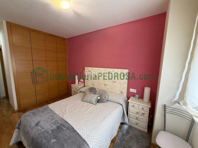 Foto 925ab4af-9723-4595-9223-773891905469. Lloguer apartament amb calefacció aparcament a Monte Porreiro Pontevedra