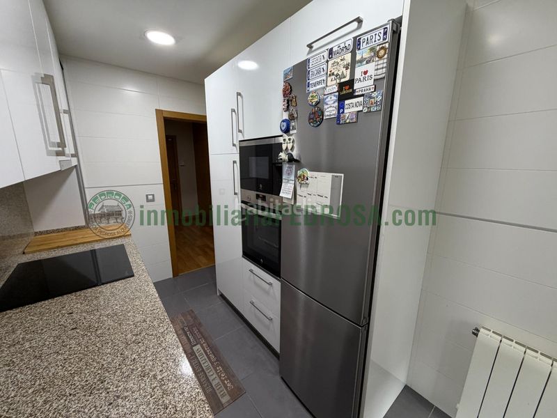 Foto da644151-c374-4ec0-af1c-6cb7e086982d. Lloguer apartament amb calefacció aparcament a Monte Porreiro Pontevedra
