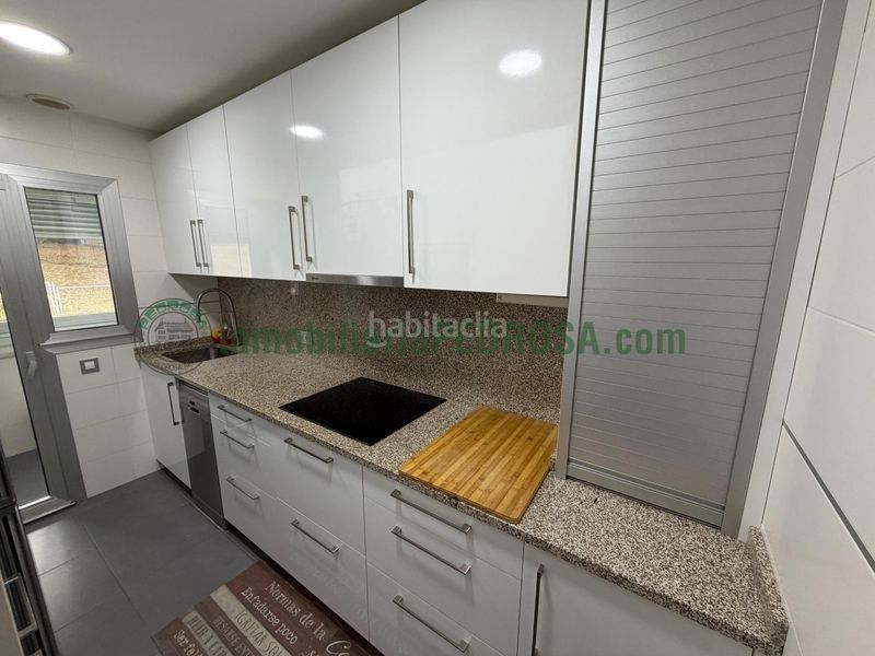 Foto eb3d1a13-f743-47a9-909d-c0fed73d776e. Lloguer apartament amb calefacció aparcament a Monte Porreiro Pontevedra