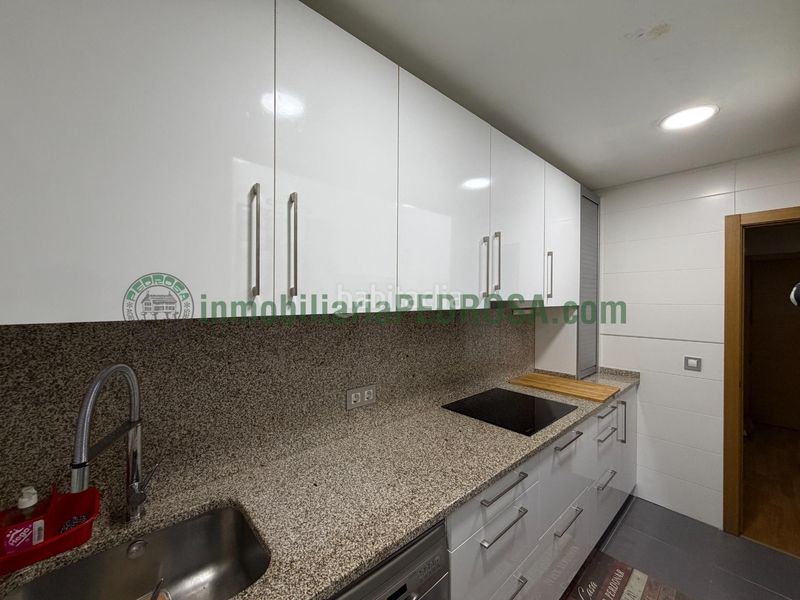 Foto ffd37a47-88fc-4c5d-8471-da12f8c6dd41. Lloguer apartament amb calefacció aparcament a Monte Porreiro Pontevedra