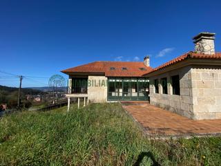 Xalet a Parroquias Rurales. Chalet a 5 min de pontevedra
