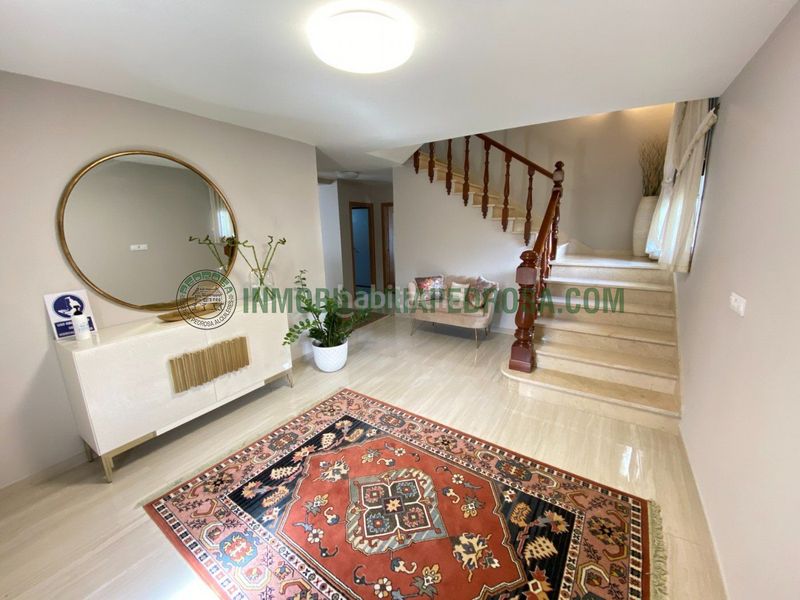 Foto 13e91e61-3789-4925-8d71-31890d120130. Haus in Barro