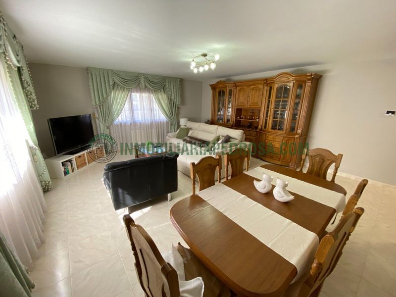 Foto 964e8c8c-25ef-4604-9f43-021aef17a249. Haus in Barro