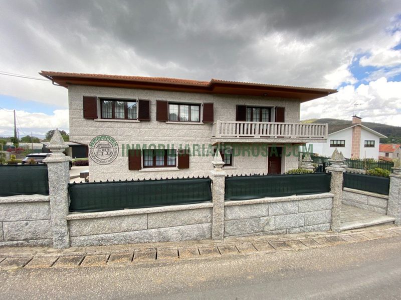 Foto cc653e51-23cc-4b96-90b9-9352278aa262. Haus in Barro