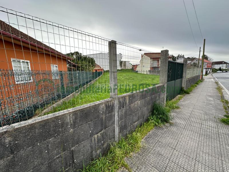 Foto bfc7cbb5-2980-41d6-a2e4-abbbb741da05. Terrain résidentiel dans San Salvador - Caeira Poio