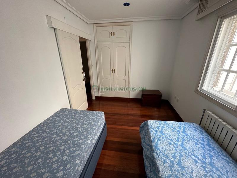 Foto 7f8b6df2-6e4c-430b-ae7a-1544df9192e3. Appartement avec chauffage parking dans Zona de Plaza de Barcelos Pontevedra