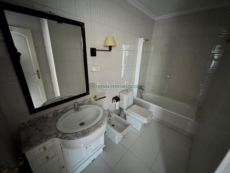 Foto ae16b4f2-6295-4be4-9831-72daab821b9e. Appartement avec chauffage parking dans Zona de Plaza de Barcelos Pontevedra