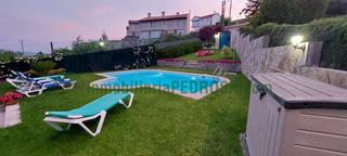 Chalet in Poio. Espectacular propiedad en poio con piscina propia y vistas panor