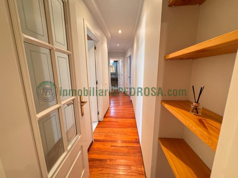 Foto cc87a2bd-769c-47f0-836a-ac2f0c69cb77. Apartament amb calefacció aparcament a Centro - Echegaray Pontevedra