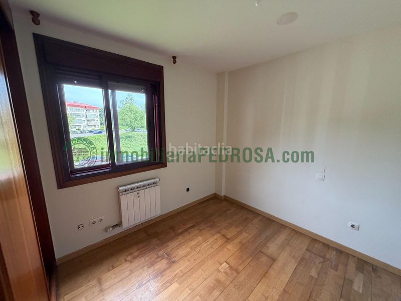 Foto 06c298f4-d27f-4d86-a120-6a0bac27116e. Pis amb calefacció aparcament a Monte Porreiro Pontevedra