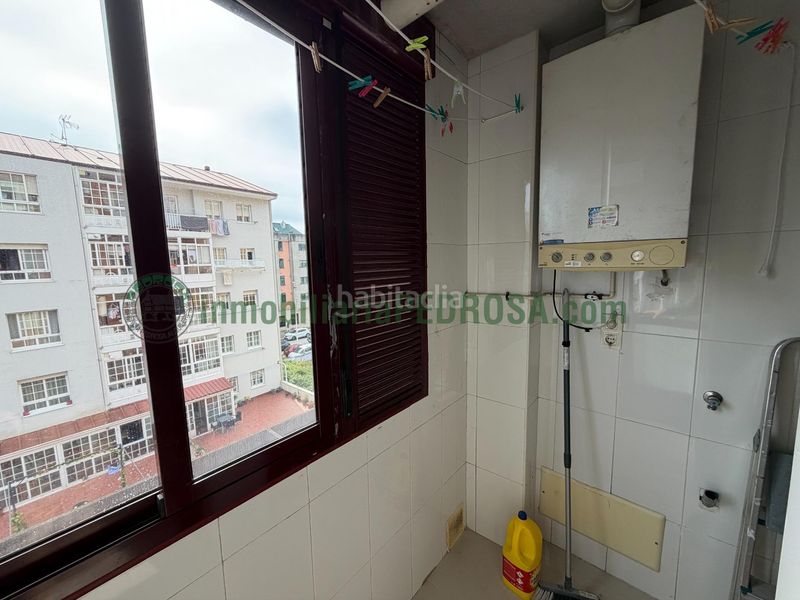 Foto d38002bb-484f-4a9d-bcf0-4c6f2aa5946c. Pis amb calefacció aparcament a Monte Porreiro Pontevedra