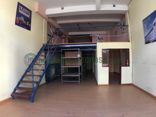 Local commercial  Calle juan bautista andrade. Local comercial en venta y alquiler  zona pasarón, pontevedra