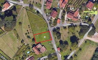 Terreny residencial  Cons-mourente. Oportunidad única en pontevedra amplia propiedad con gran parcel