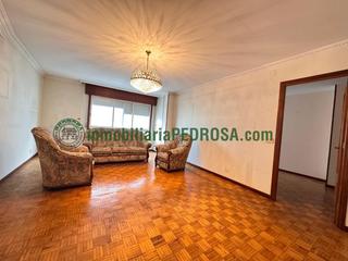 Appartement  Eduardo pondal. Amplio y luminoso piso en la zona eduardo pondal de pontevedra