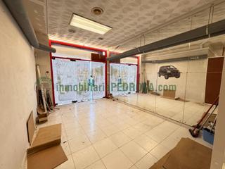 Local Comercial en Calle VALENTIN GARCIA ESCUDERO