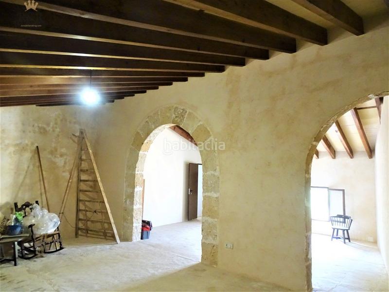 Foto 3963c553-9442-4ee7-bbd9-d9be85129fd3. Masía casa de pueblo .395 m2 constr. 80 m2 terraza. garaje en Binissalem