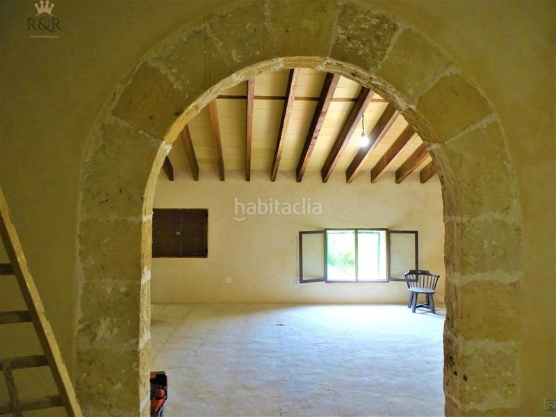 Foto 8225a0c6-1a1a-4f96-9e14-10cc3170fd15. Masía casa de pueblo .395 m2 constr. 80 m2 terraza. garaje en Binissalem