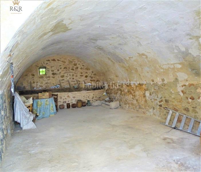 Foto 9295f743-8dad-42c5-9e50-04ecc1b944e4. Masía casa de pueblo .395 m2 constr. 80 m2 terraza. garaje en Binissalem