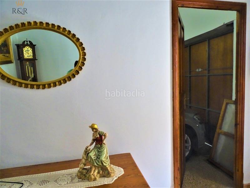 Foto c0443e93-4627-423a-b691-27134eb471e1. Masía casa de pueblo .395 m2 constr. 80 m2 terraza. garaje en Binissalem